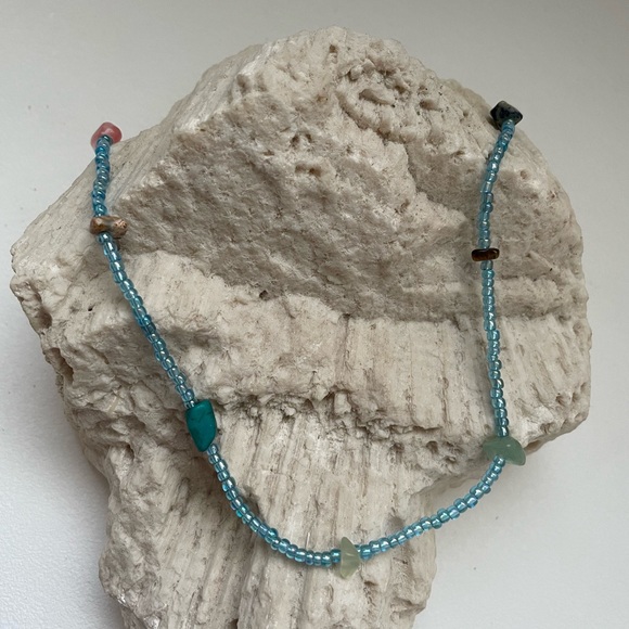 Crystals with blue glass beads necklace - Picture 10 of 10